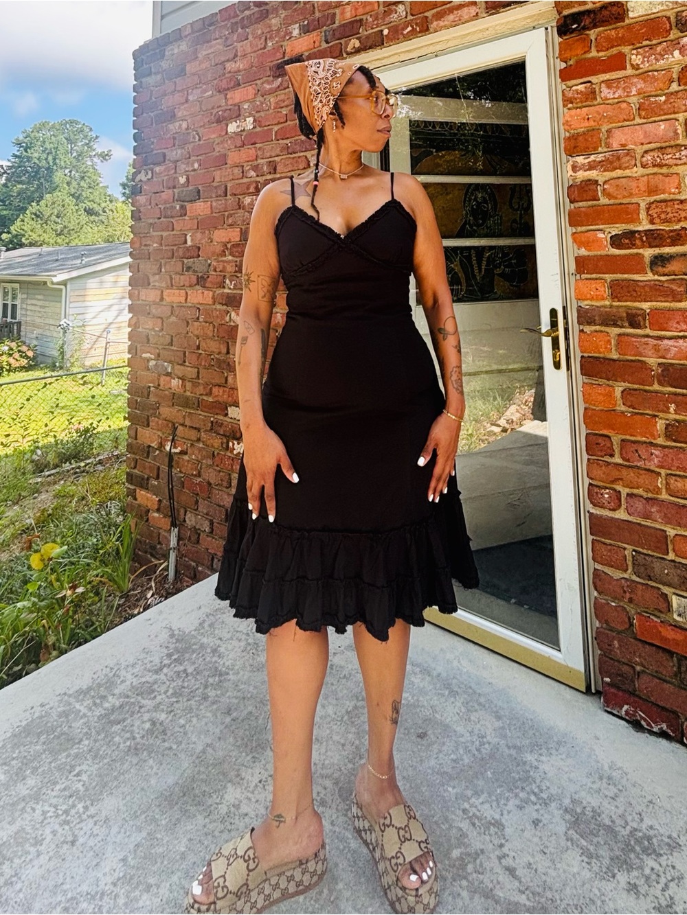 🎱Morgan M🎱 Midiii Dress with Ruffle Hem